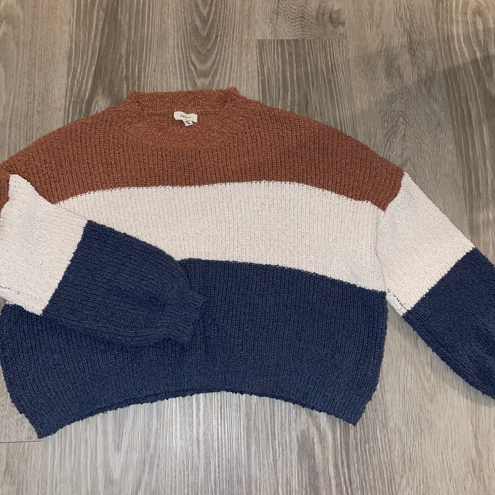 striped sweater super cozy crewneck